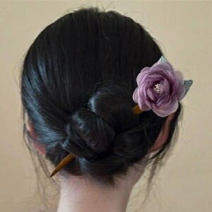 Wooden hair pin.(0081pnk)