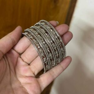 Metal Bangles. (Code: 0729)