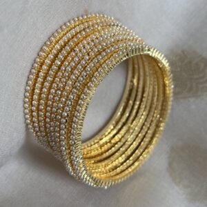Metal Bangles	 4 pieces in 1 set  (0764)